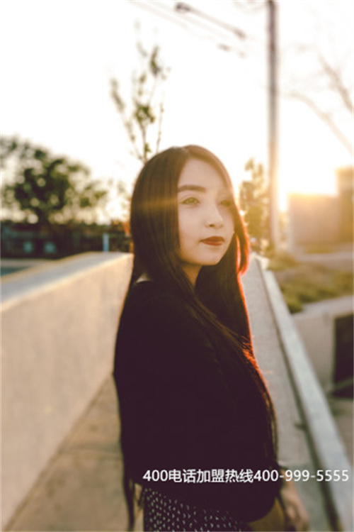 (網(wǎng)絡電話申請辦理——400電話服務商)(聯(lián)通400電話在線服務平臺，助力企業(yè)高效營銷！)
