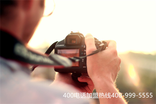 (企業(yè)400電話的作用)(400電話呼叫中心：企業(yè)建設(shè)呼叫中心有什么好處呢？)